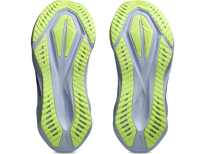 ASICS Novablast 5 - 4
