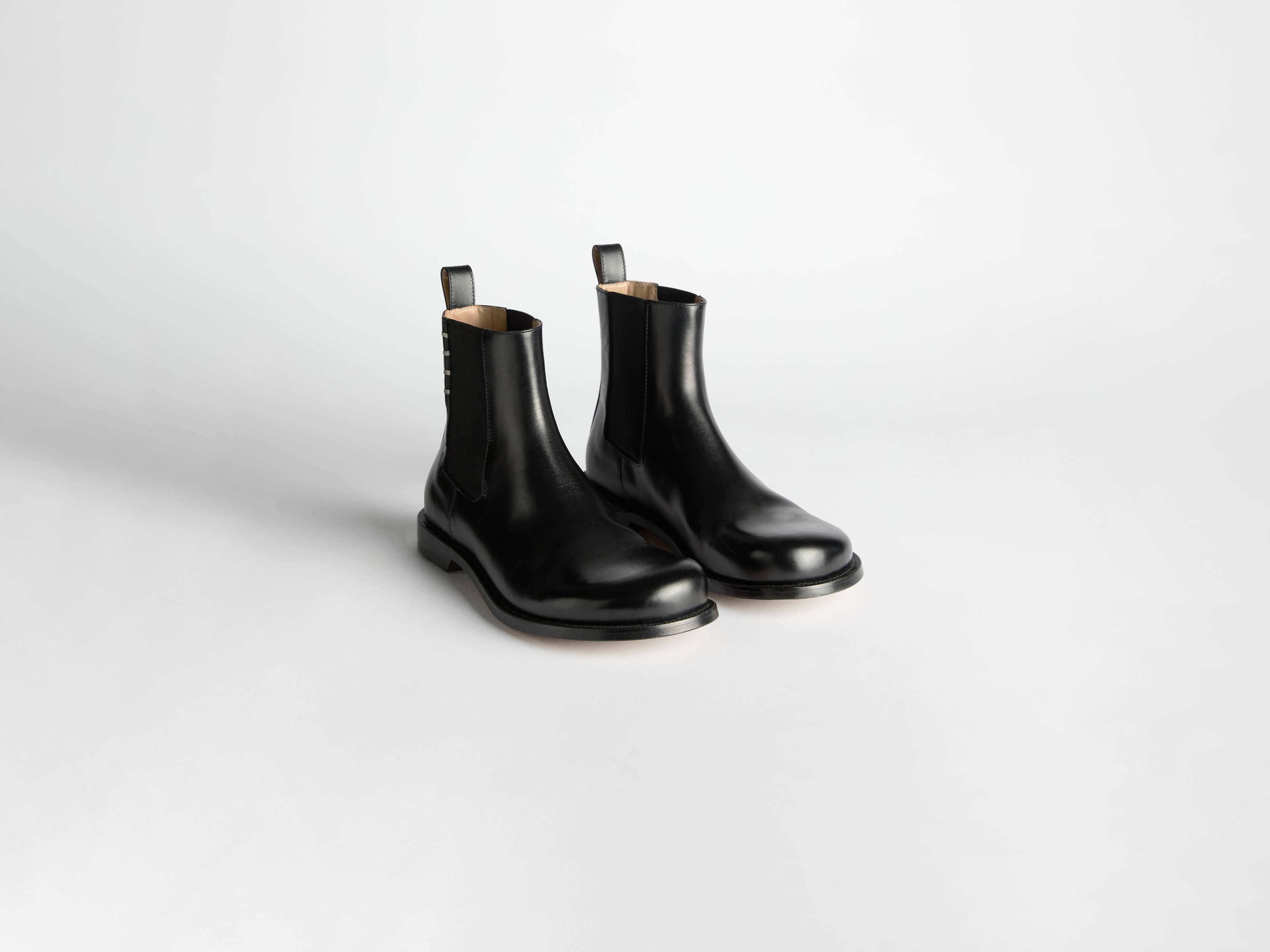 MENS CHELSEA LOAFER BOOTS IN BLACK - 3