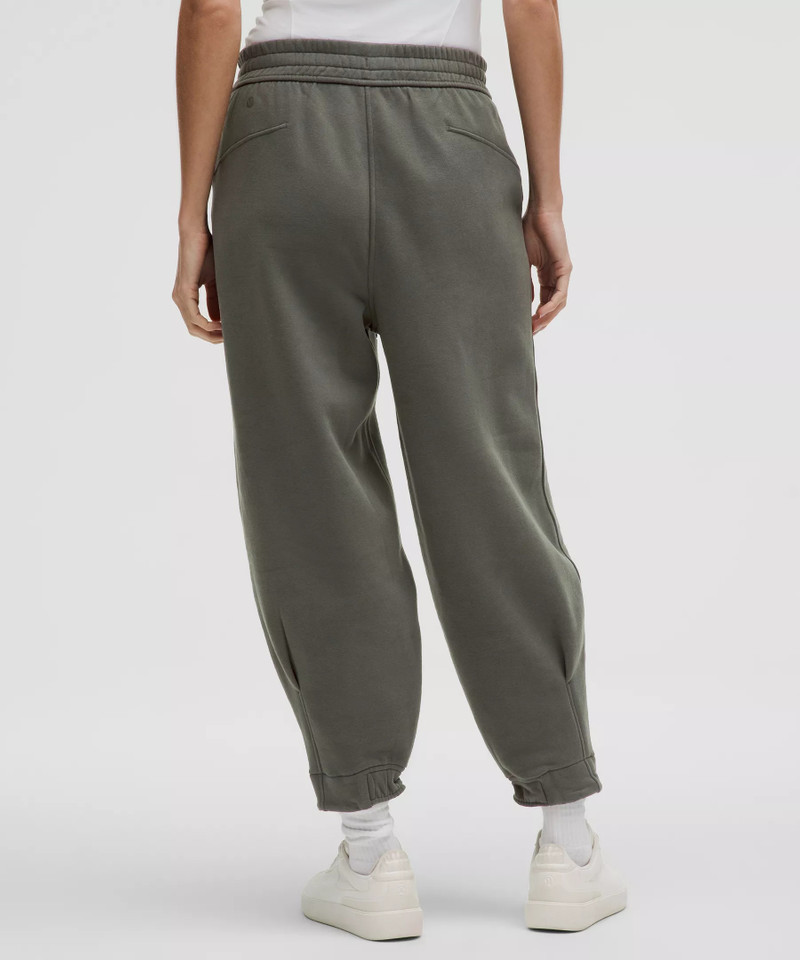 Loungeful High-Rise Oversized Cropped Jogger 3