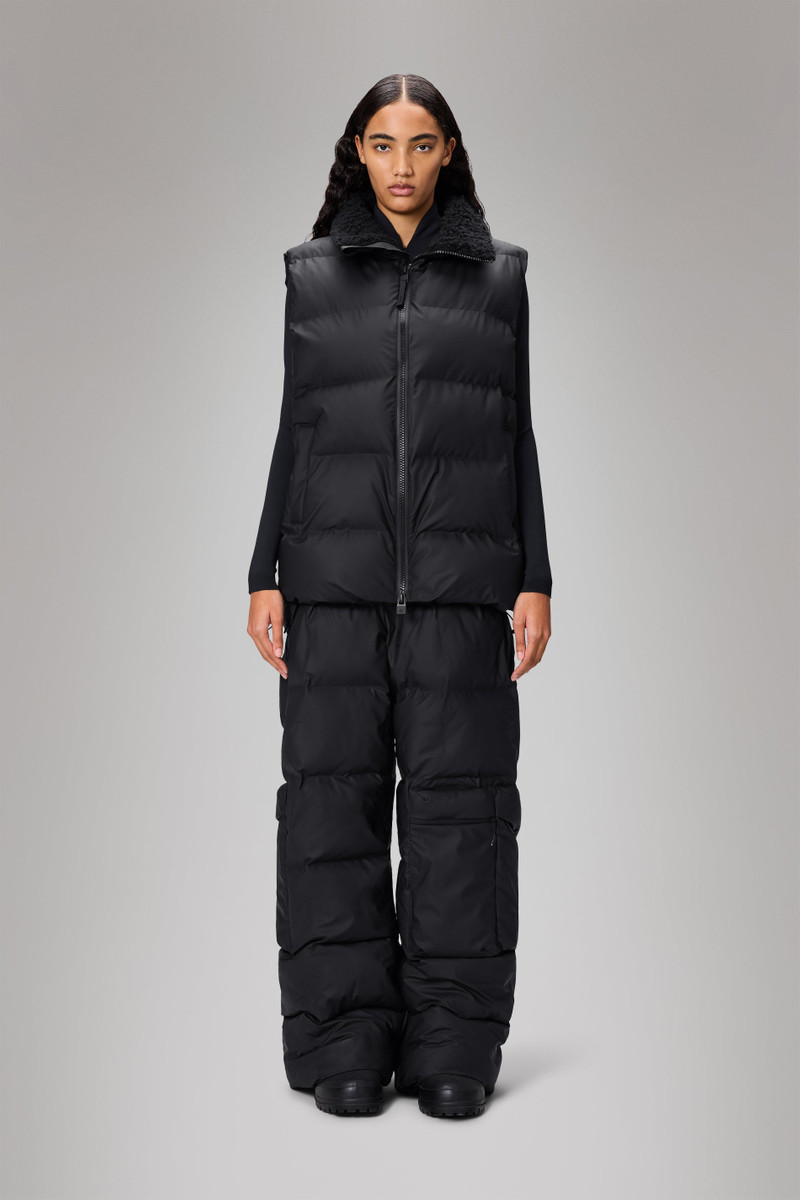 RAINS Alta Vision Puffer Vest outlook