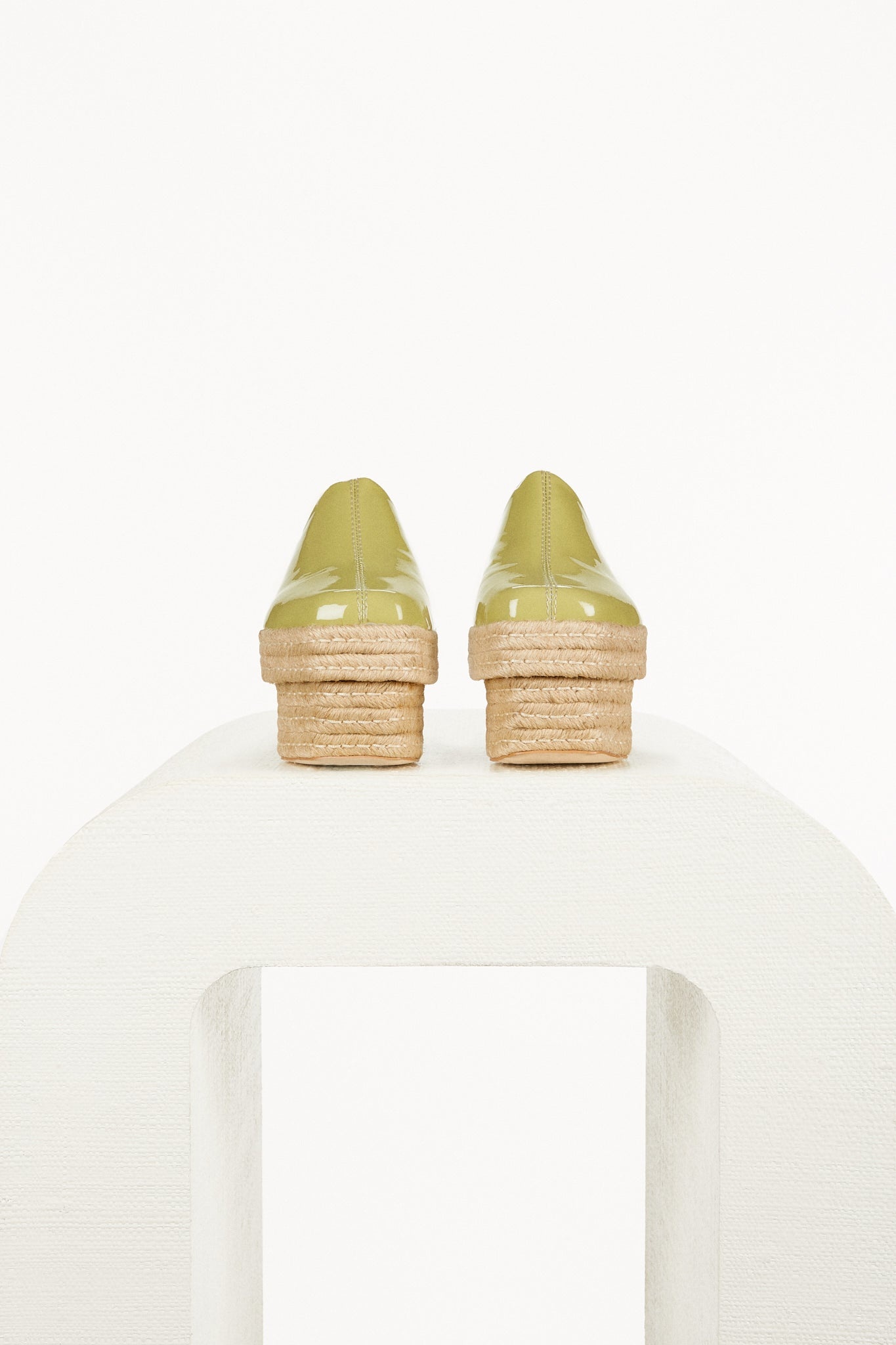 LEAH CLOG - 5