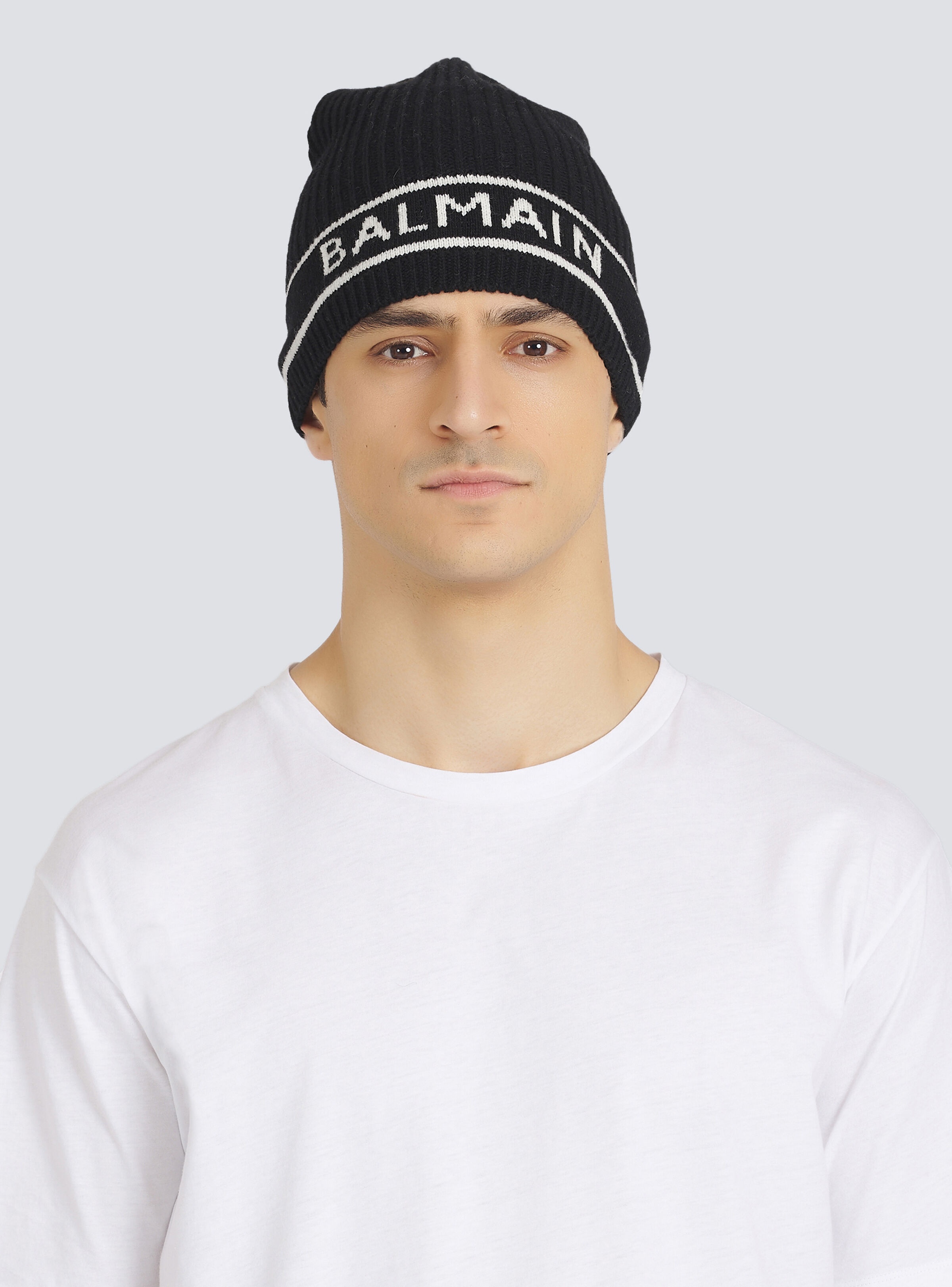 Wool beanie with embroidered Balmain logo - 4