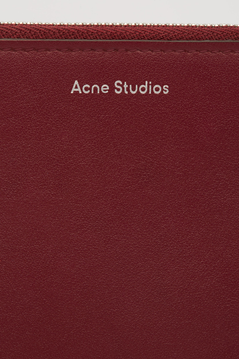 Compact bifold wallet burgundy 5