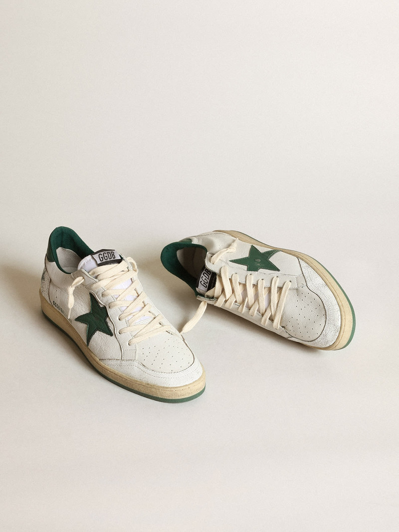 Golden Goose Men's Ball Star in white nappa leather with green leather star and heel tab outlook