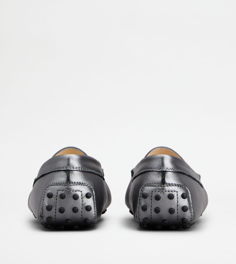 Tod's GOMMINO DRIVING SHOES IN LEATHER - GREY outlook