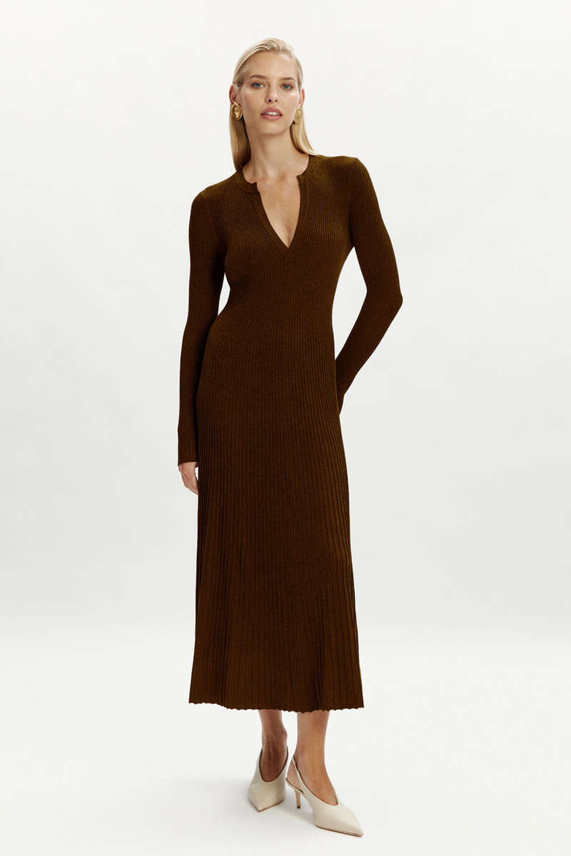 BARDOT Hattie Knit Midi Dress In Chocolate outlook