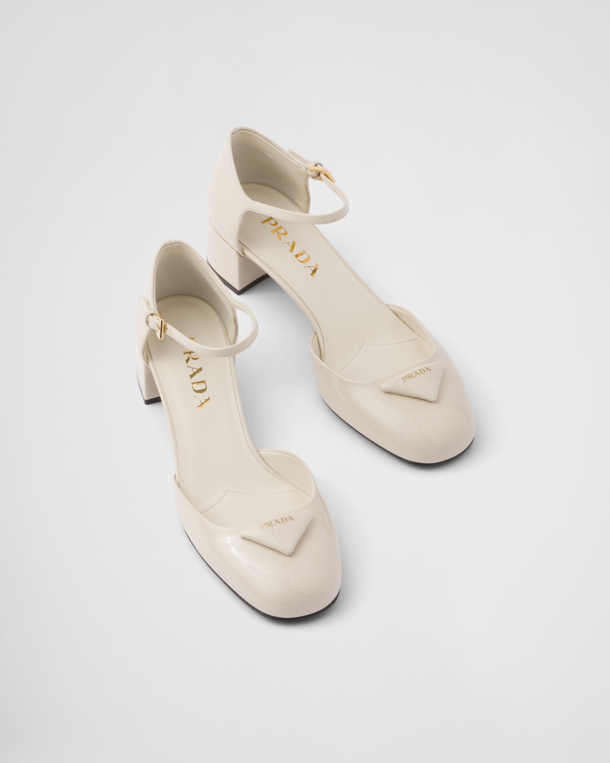 Patent leather pumps - 4