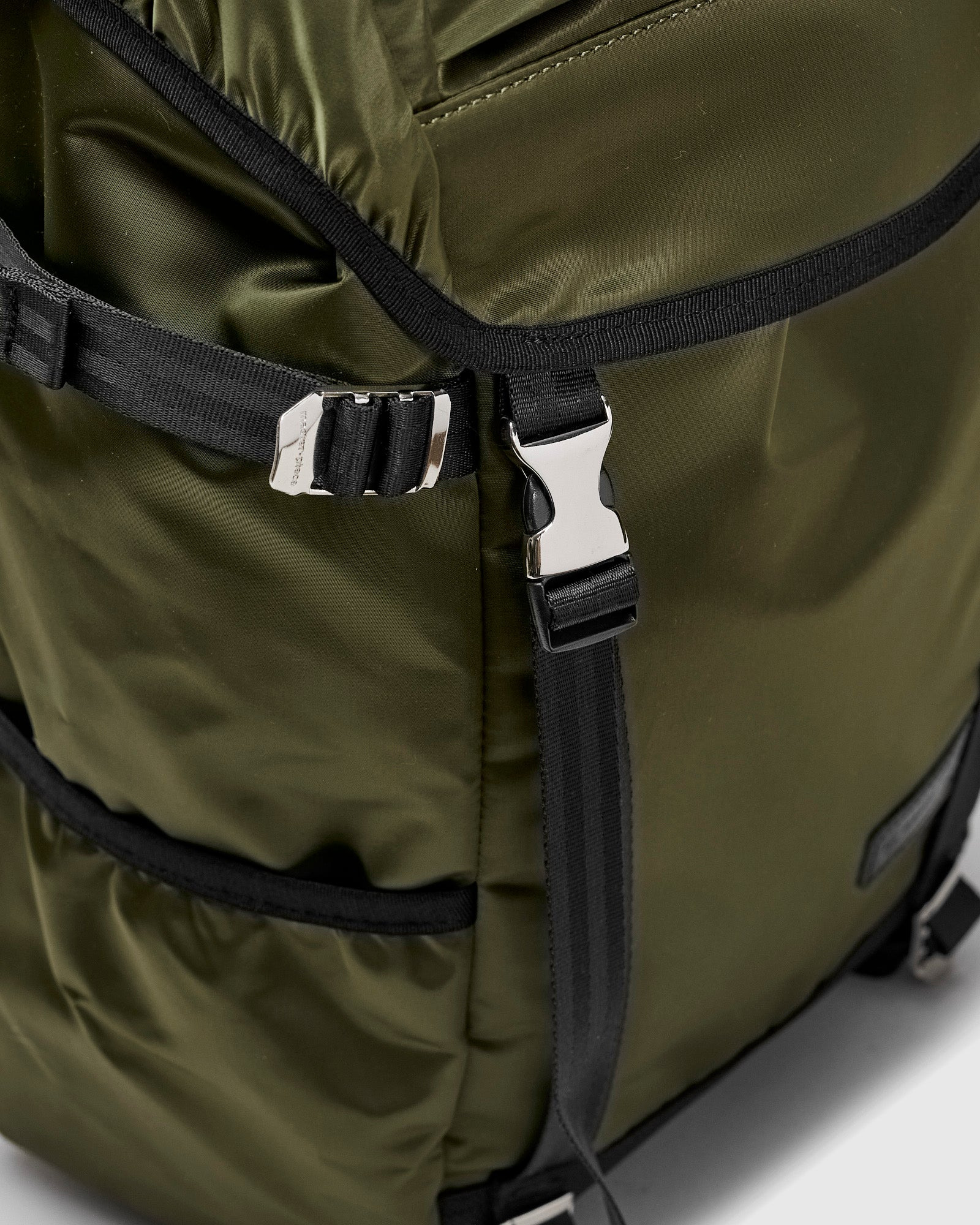 Lightning V2 Backpack in Khaki - 7