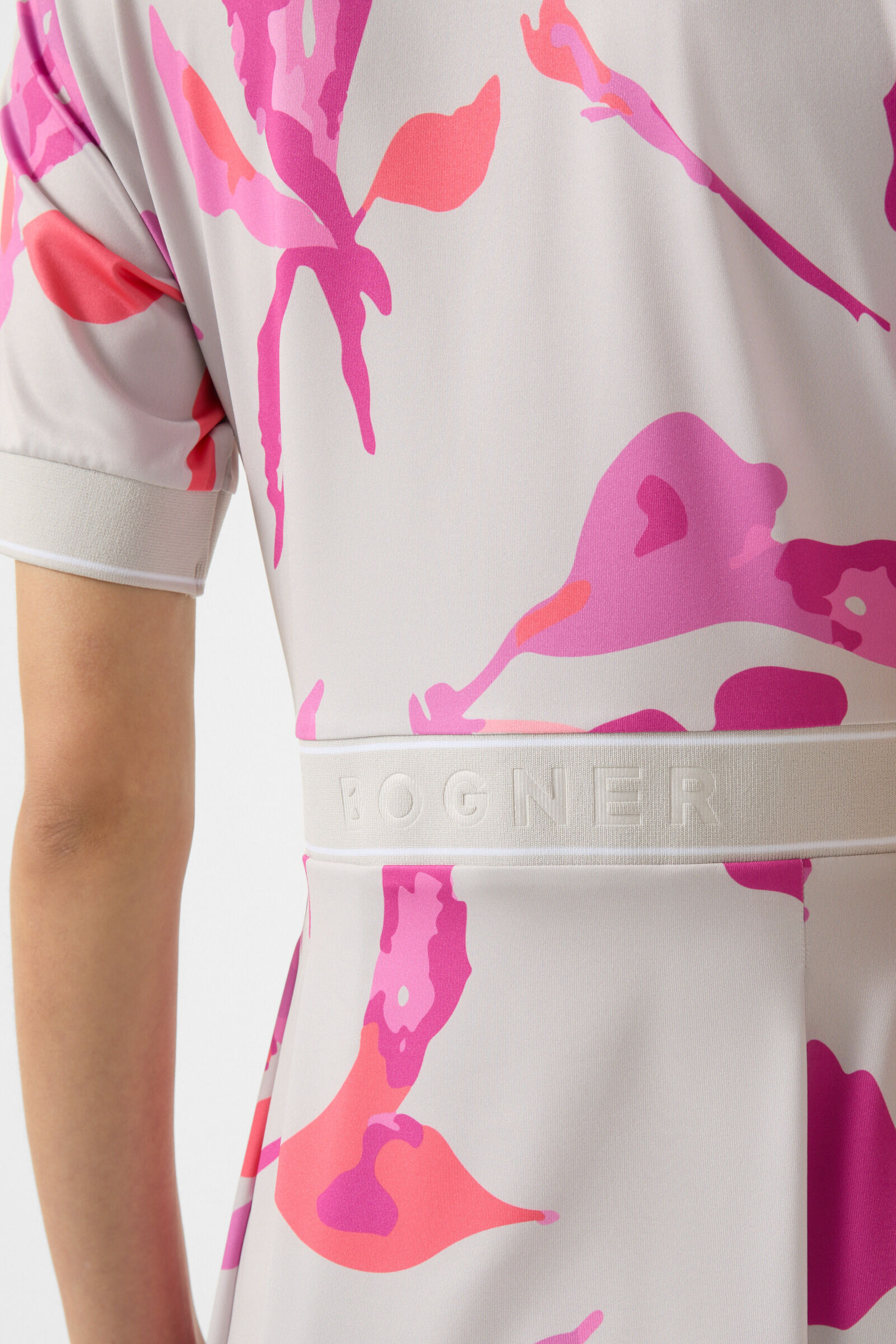 Linny functional polo dress in Beige/Pink - 5
