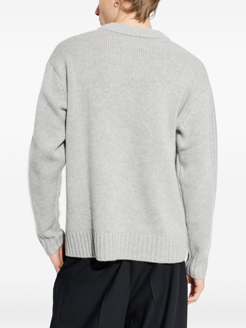 Dan v-neck knitted sweater 4