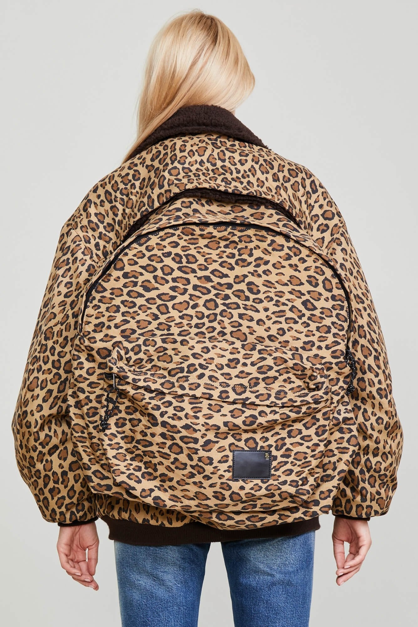 BACKZIP WINDBREAKER - PRINTED LEOPARD - 12