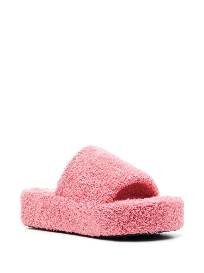 Rise soft towel slide - 2