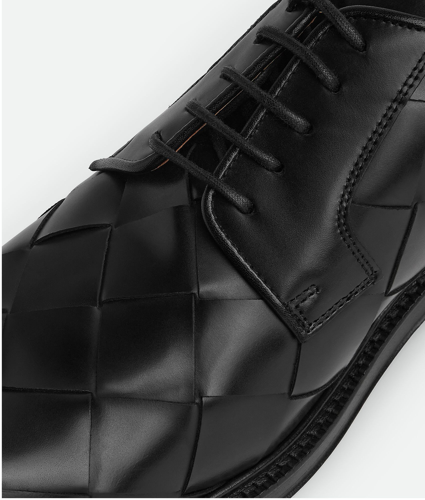 Tie Lace-Up Shoe - 6