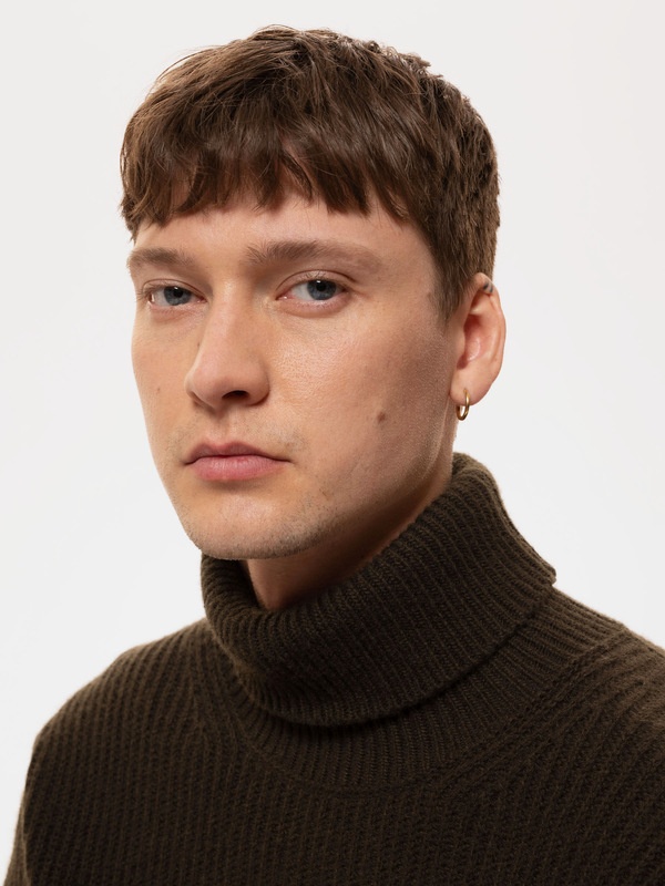 August Rollneck Brown - 4