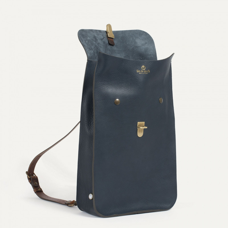 PUNCHO BACKPACK - NAVY BLUE 3