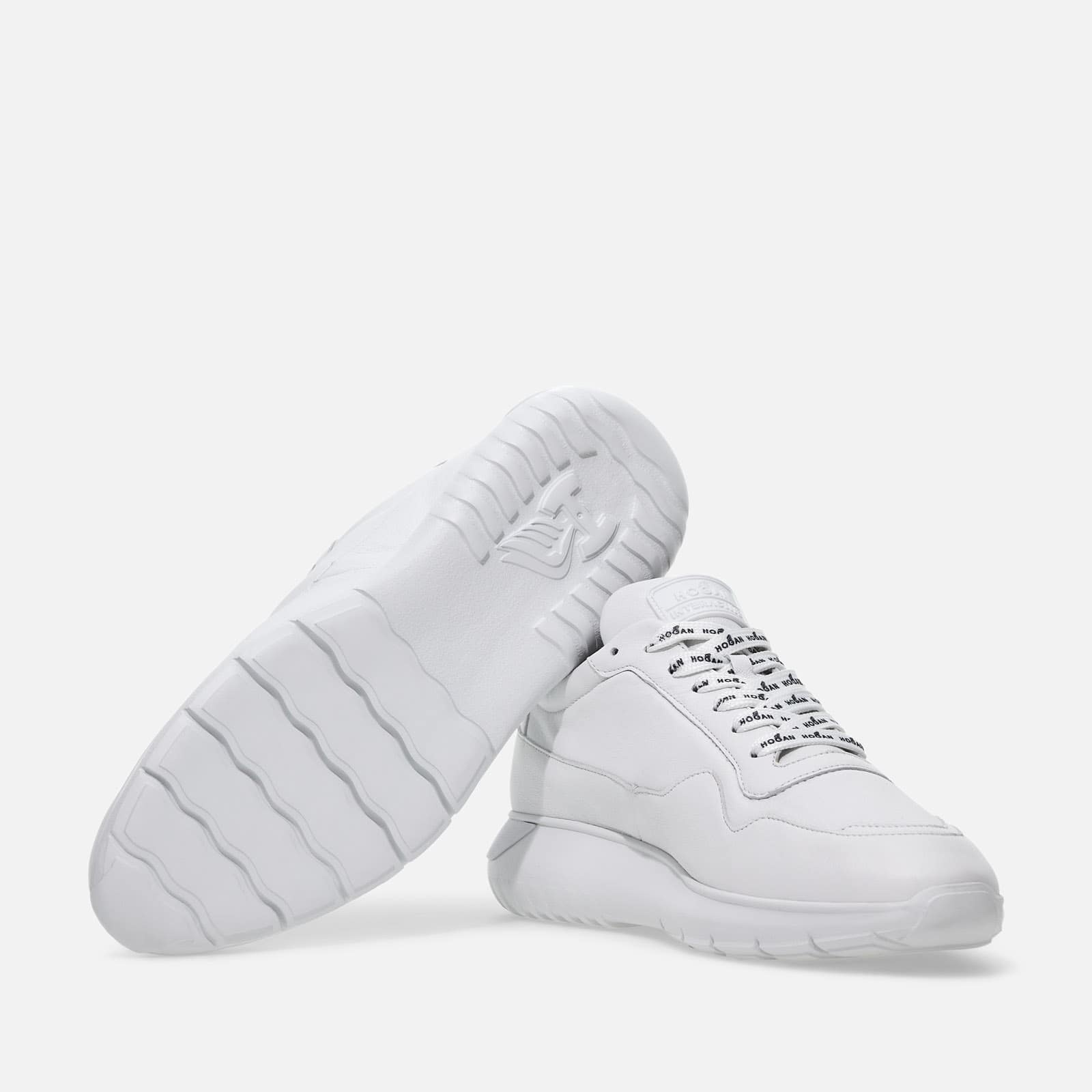 Interactive³ White - 4