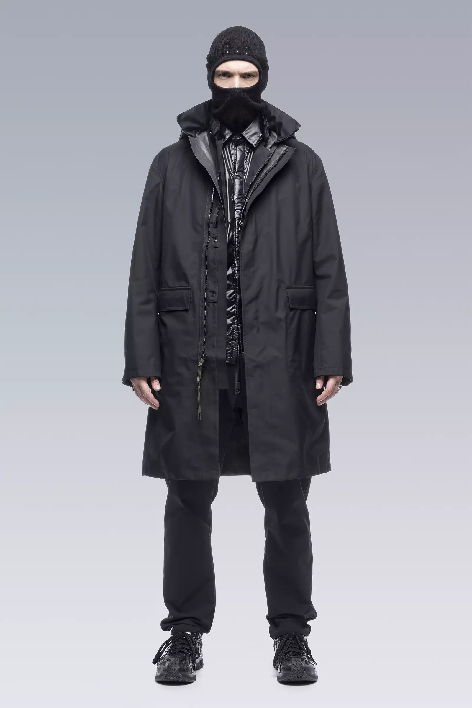 J103-GTV 2.5L Gore-Tex® Coat Black