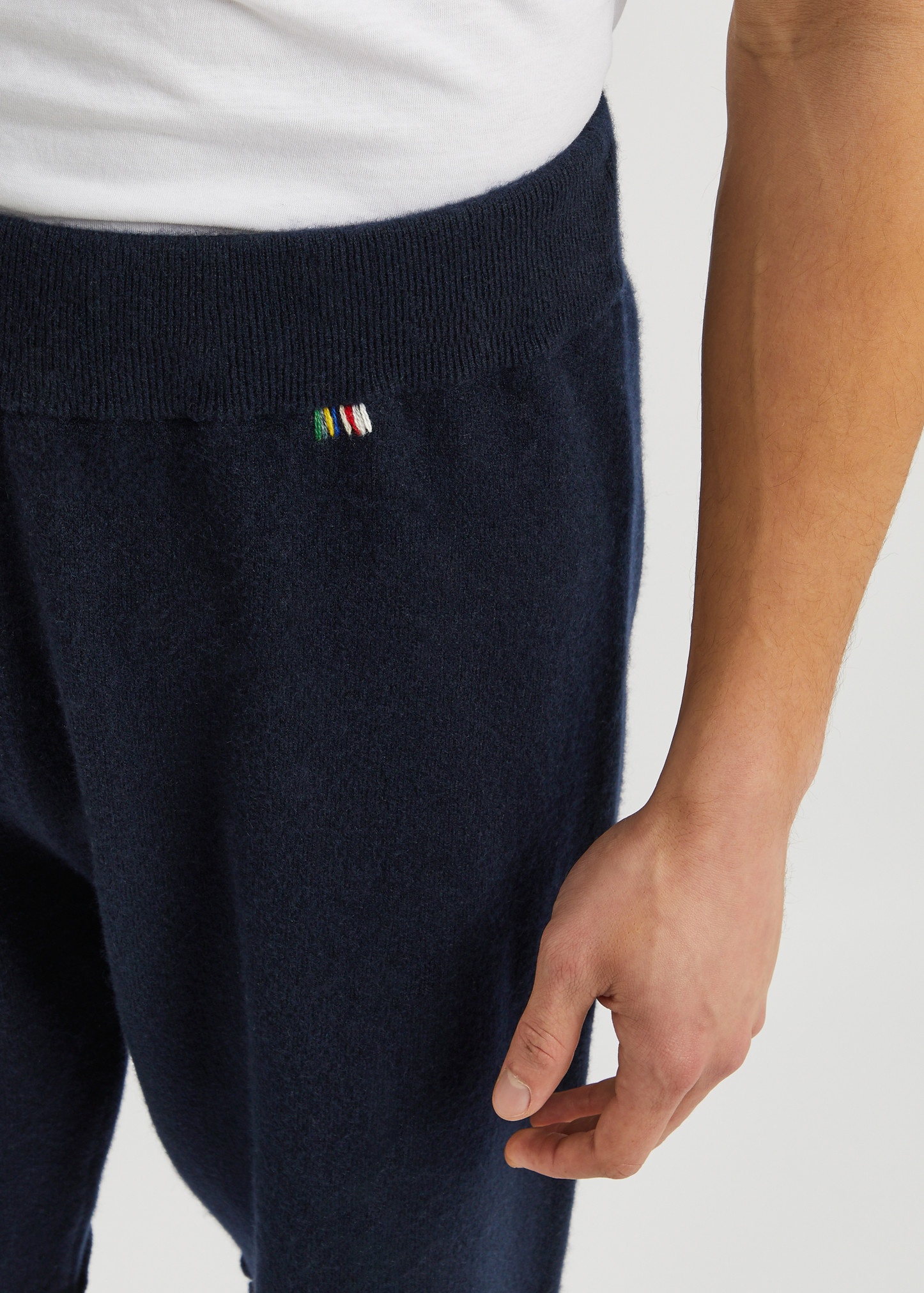 N°240 Laufen cashmere-blend shorts - 5