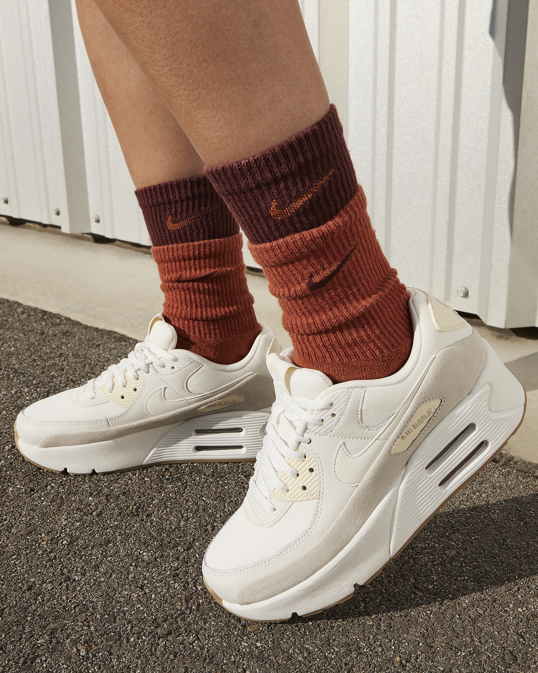Nike Nike Air Max 90 LV8 Women's Shoes | REVERSIBLE