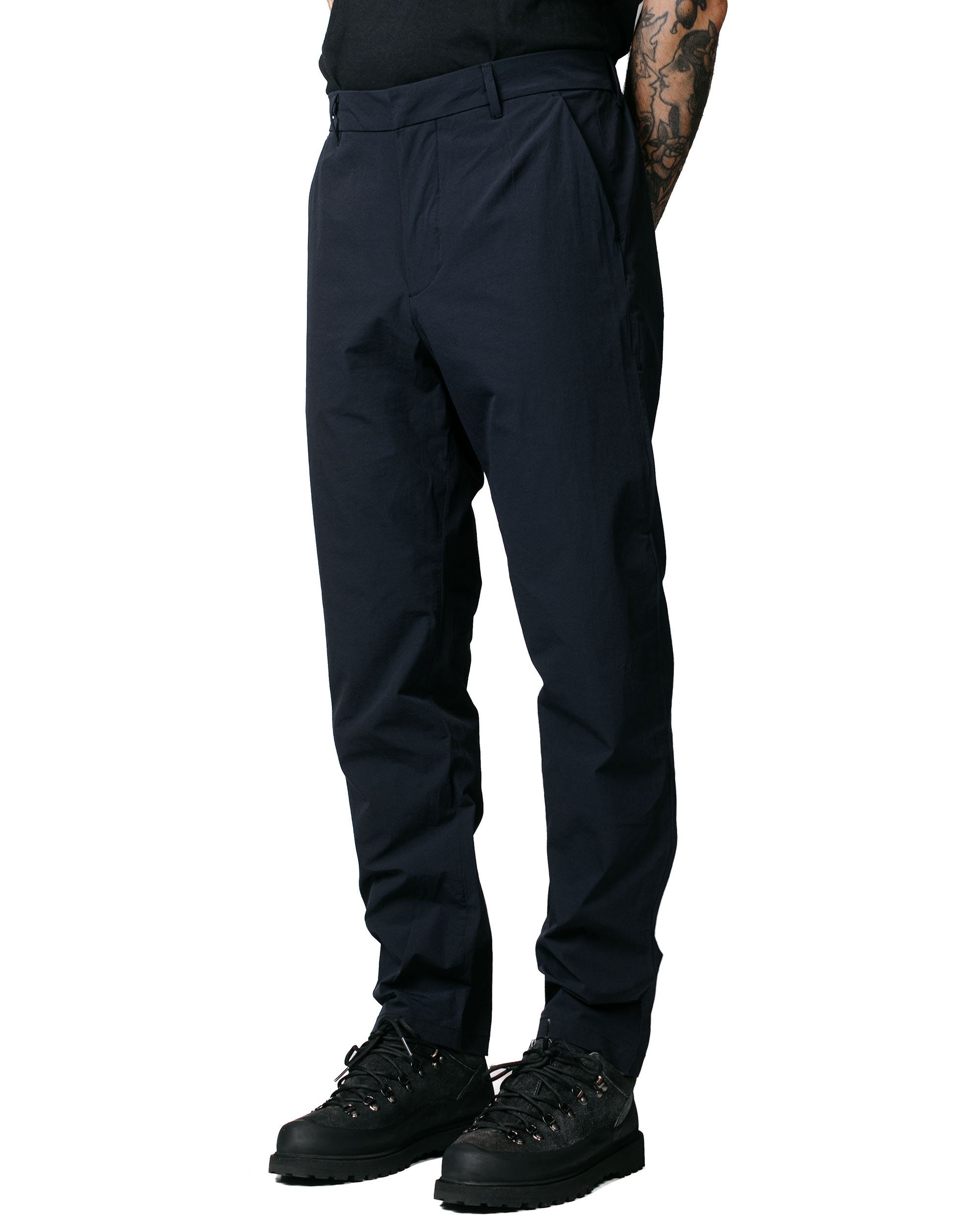 Aaren Travel Light Dark Navy - 2