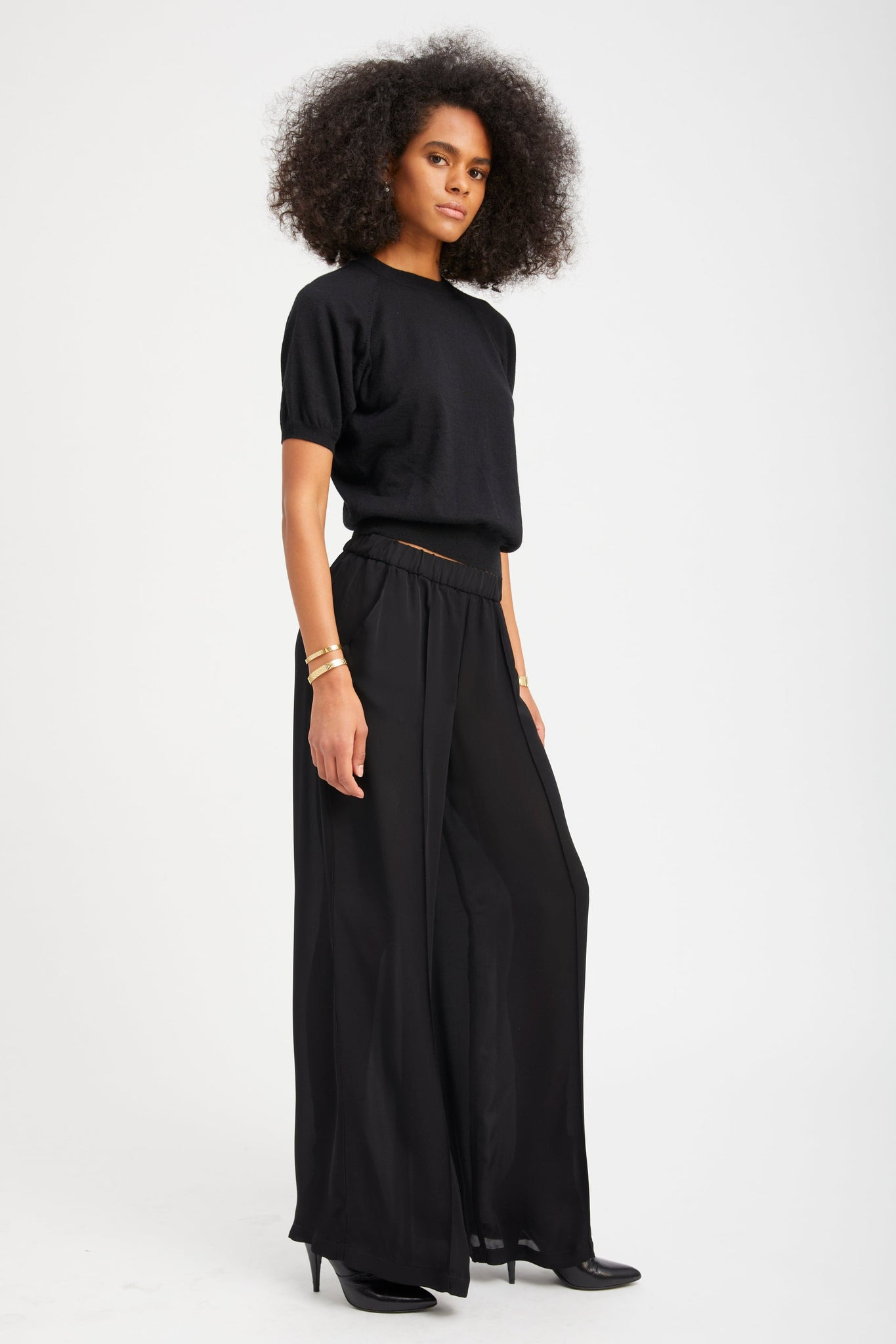 BLACK CASHMERE SHORT SLEEVE RAGLAN SWEATER - 4