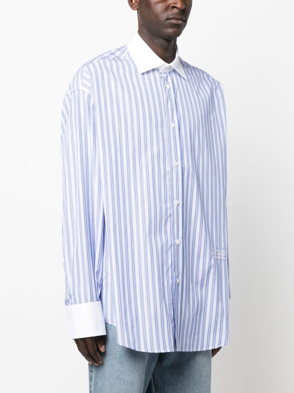 logo-embroidered striped cotton shirt - 3