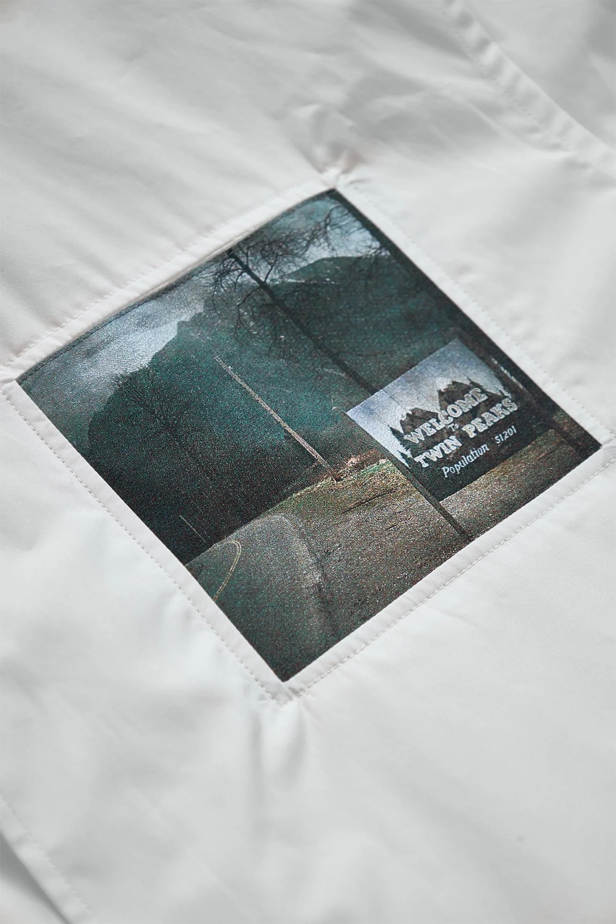 UNDERCOVER TWIN PEAKS PATCH SHIRT White - 3