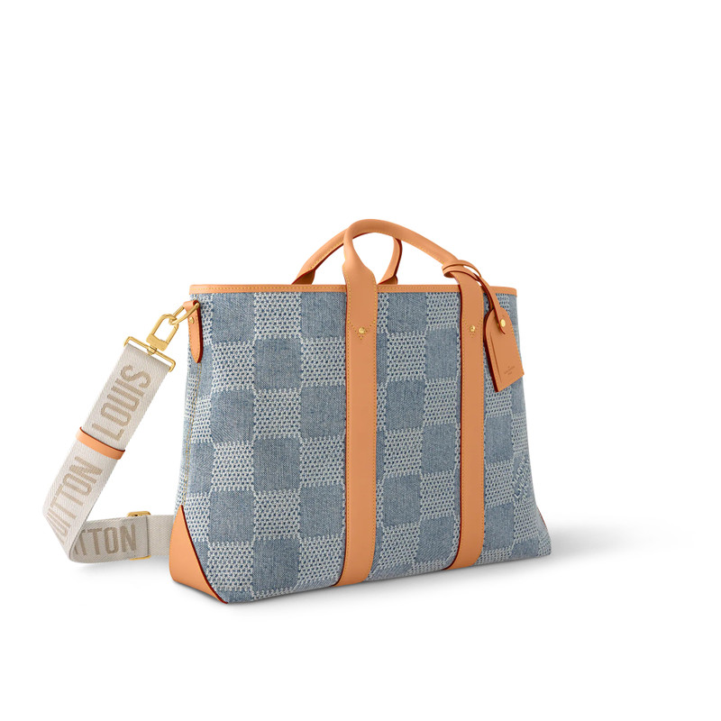 Louis Vuitton Weekend Tote outlook