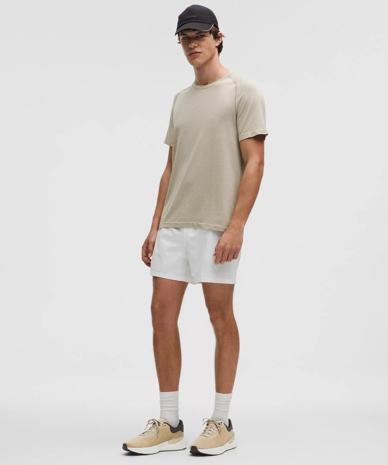 lululemon Men's Beyondfeel Running Shoe outlook