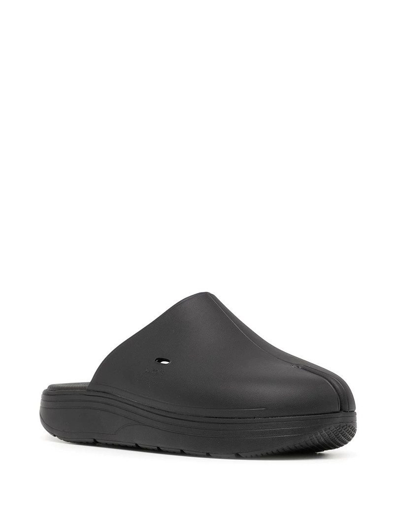 Suicoke POLK split-toe sandals outlook