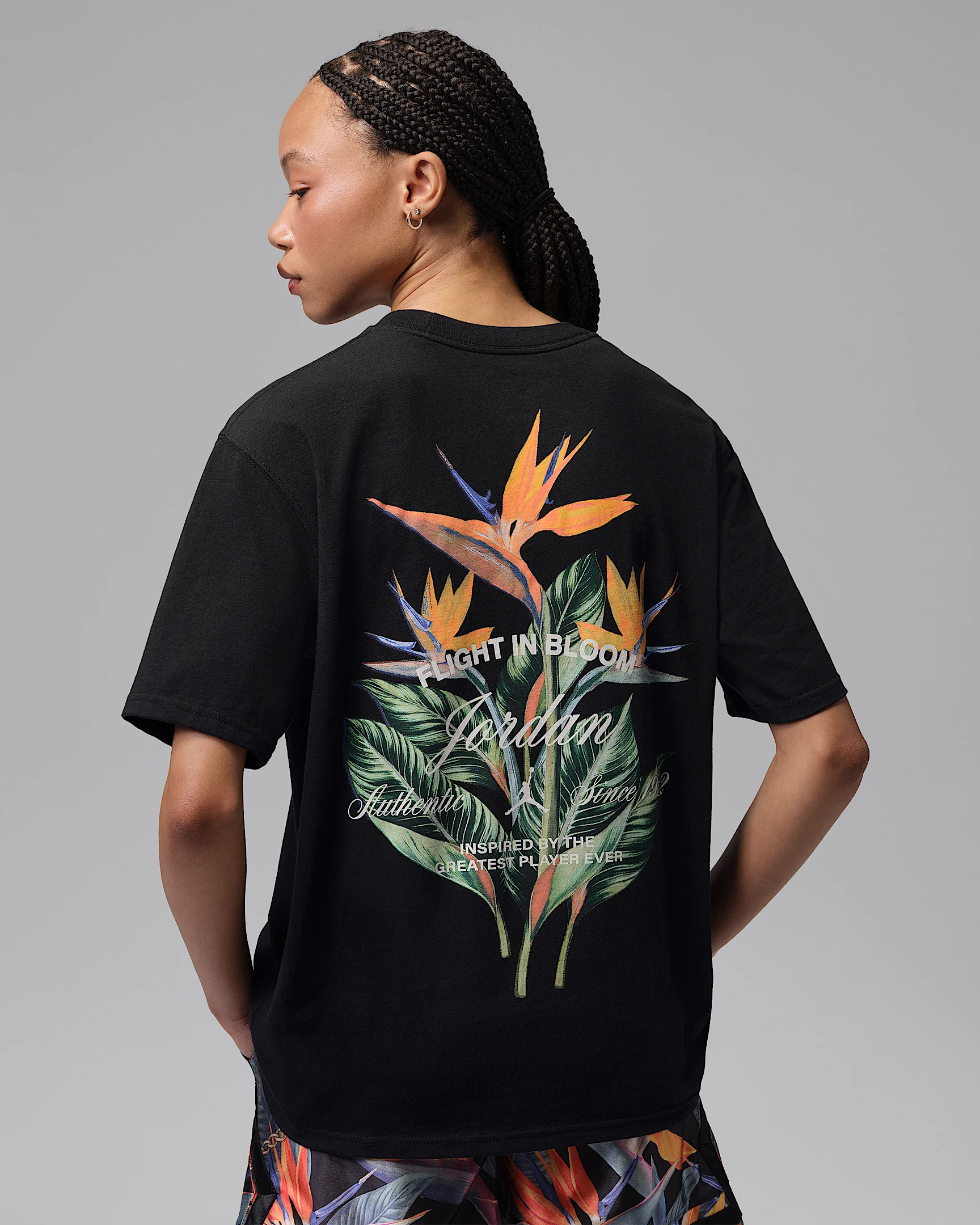 Jordan Women's Graphic Girlfriend T-Shirt - 1