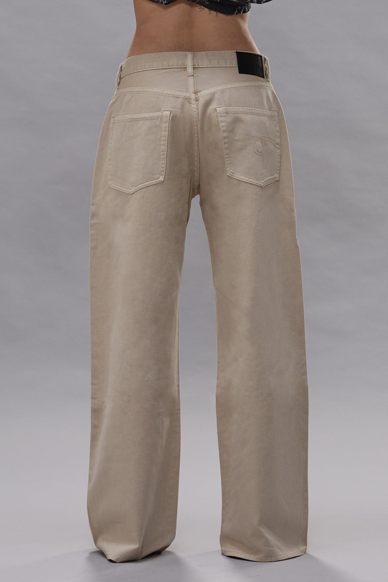 D'ARCY LOOSE JEAN 4