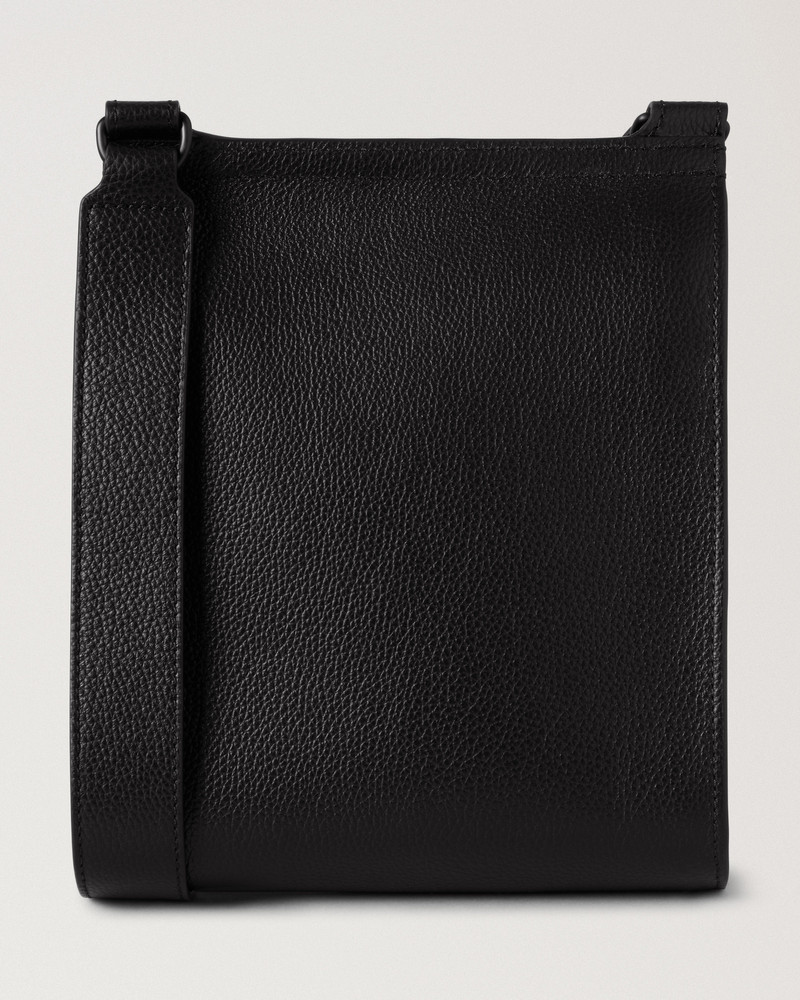 Mulberry Small Antony
Black & Black Small Classic Grain outlook
