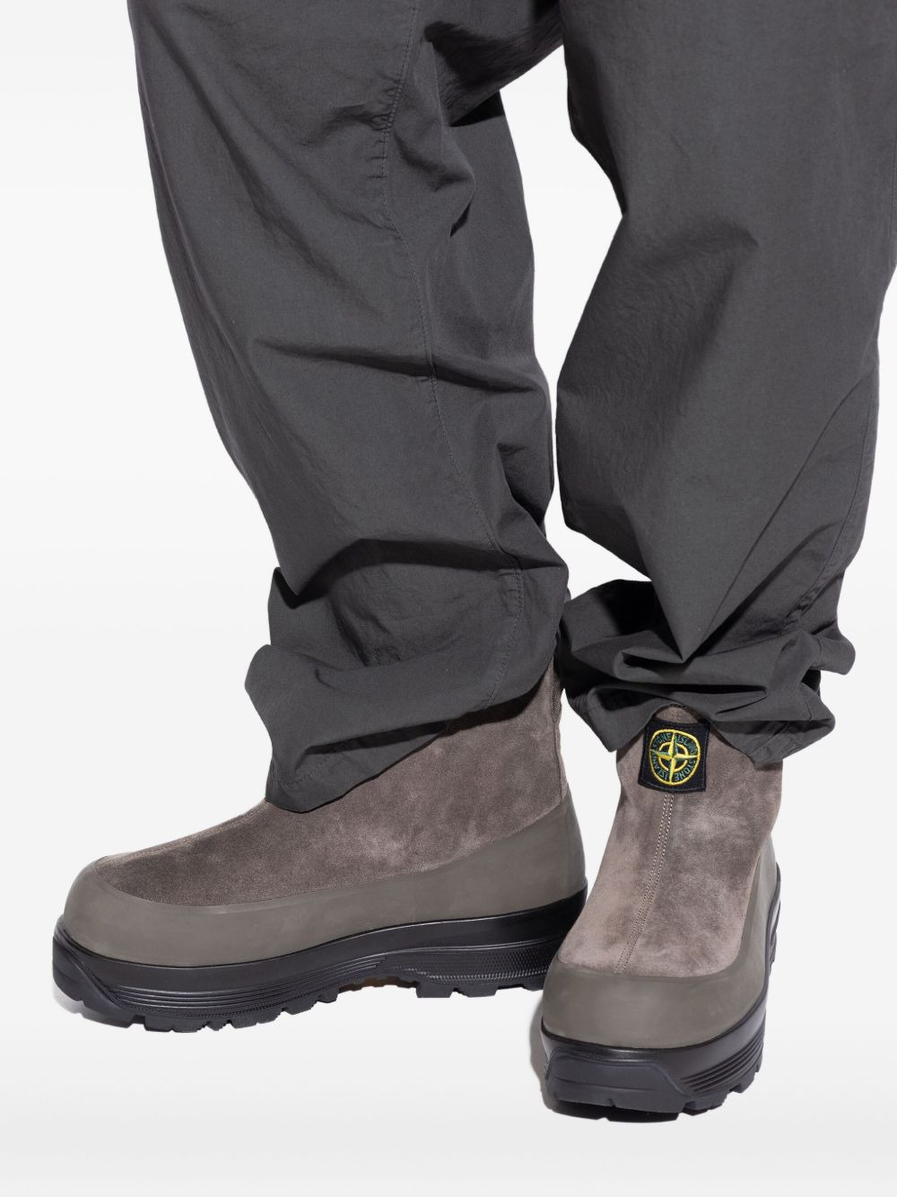 suede logo-patch ankle boots - 5