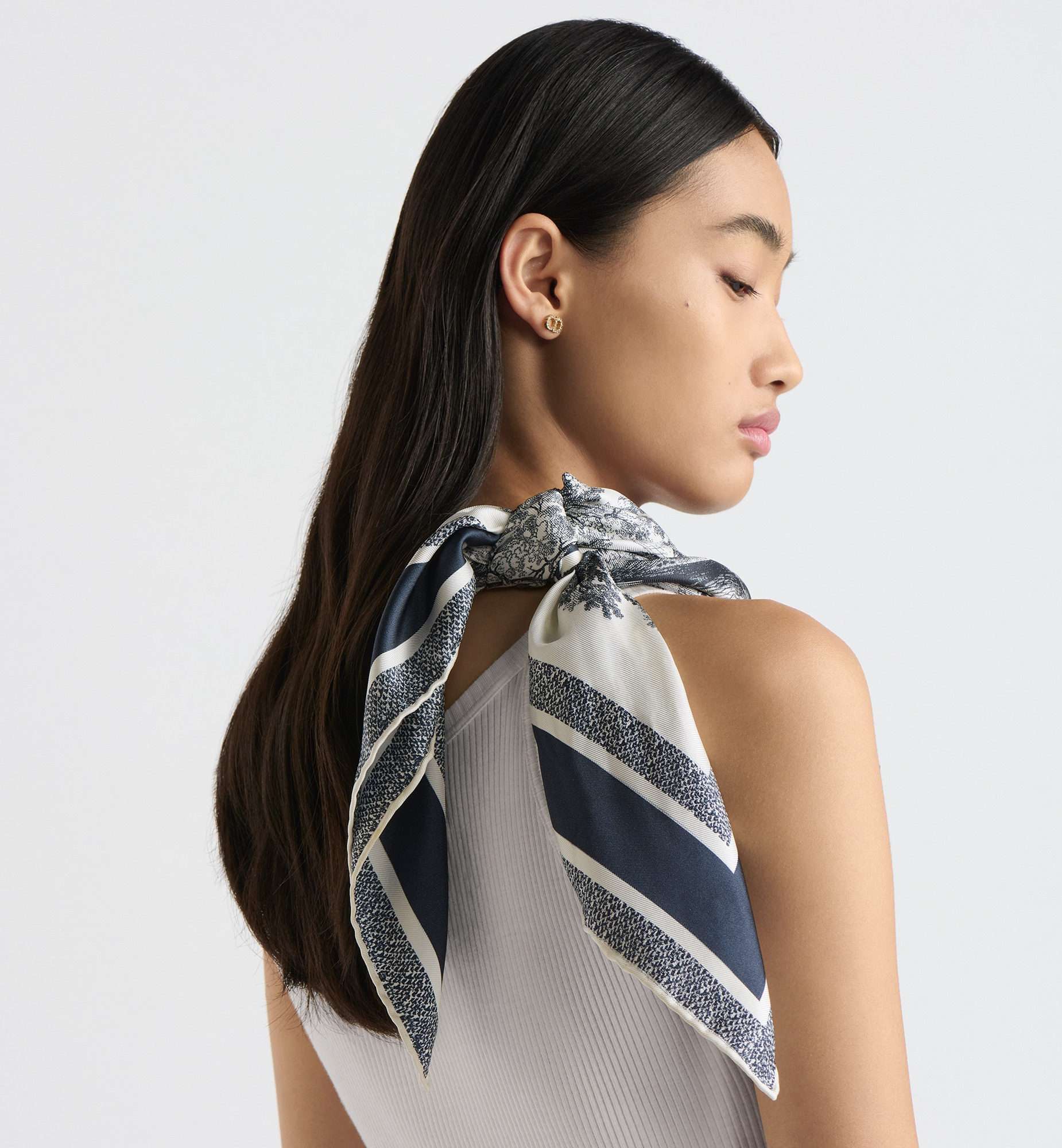 Toile de Jouy Sauvage 90 Square Scarf - 2