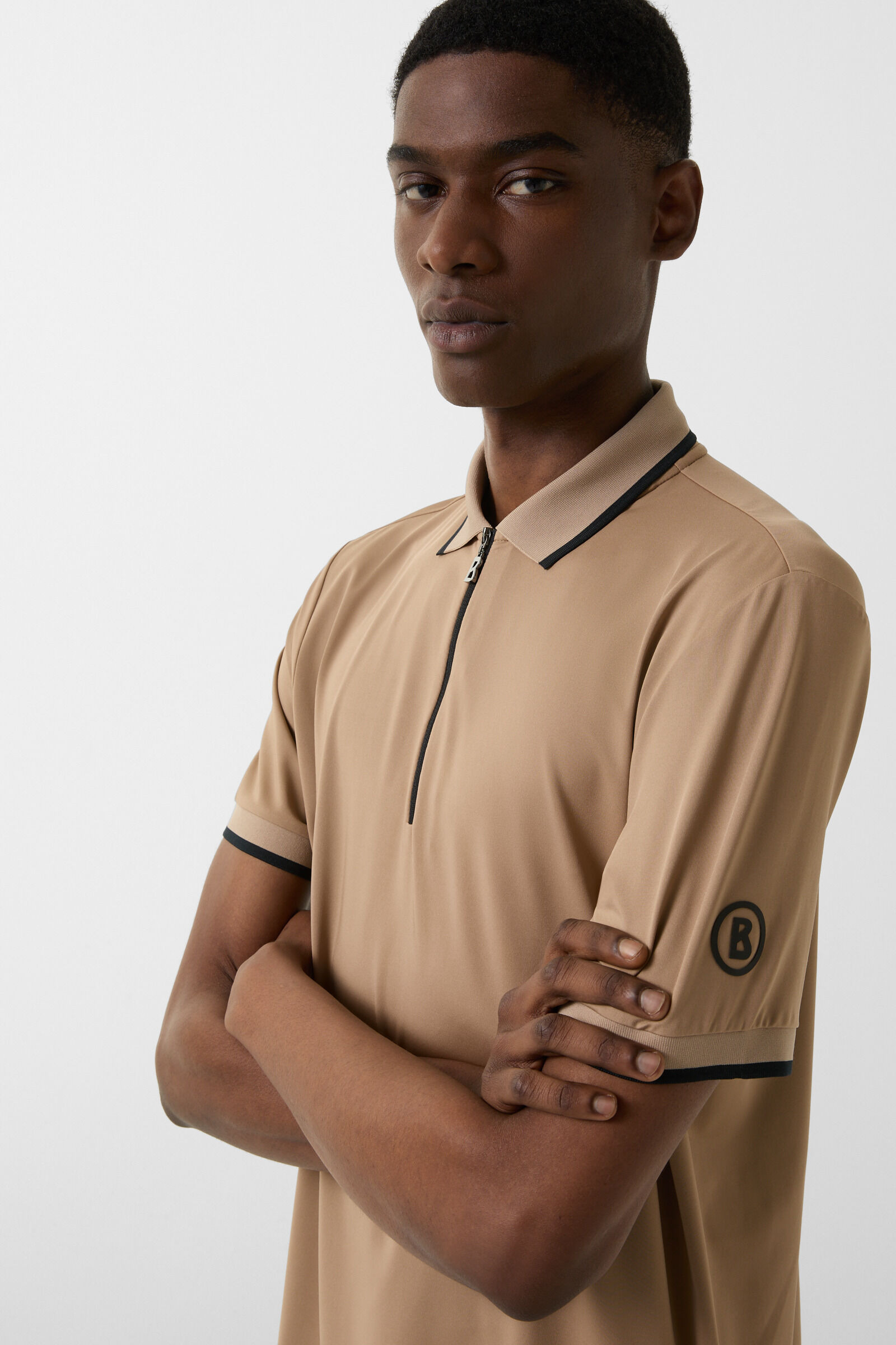 Cody functional short-sleeved top in Caramel - 4