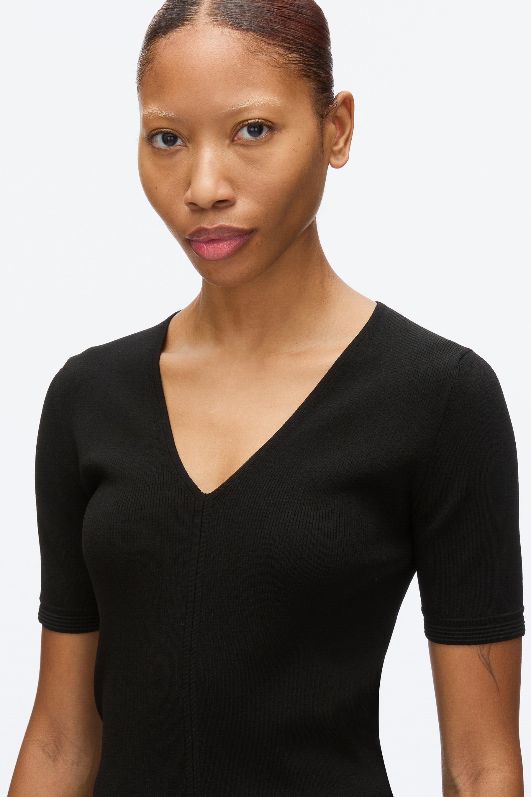 Compact Rib V-Neck Tee - 5