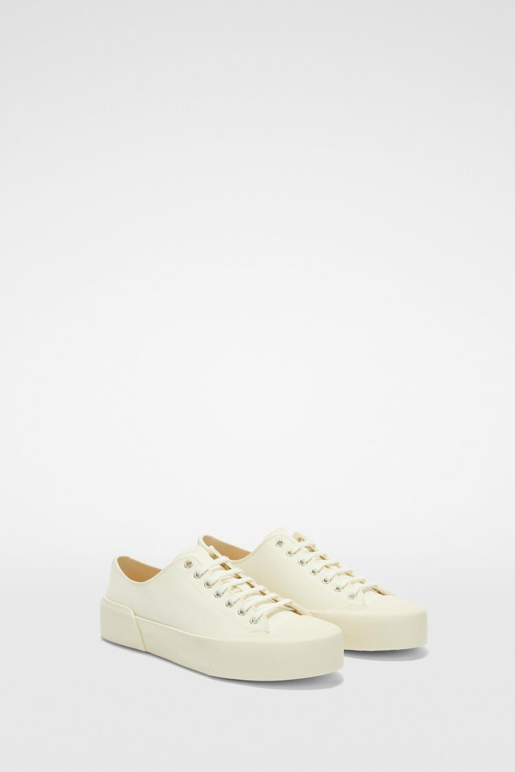 Low-Top Sneakers - 3