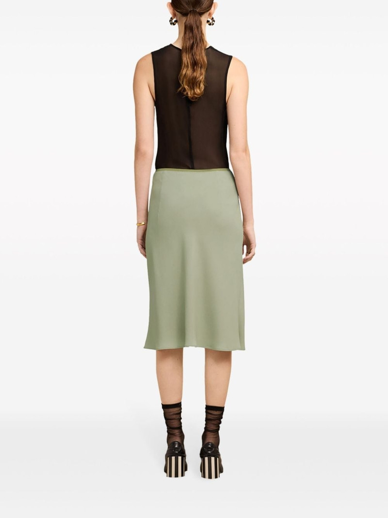 ELASTICATED WAIST와 MIDI SKIRT 4
