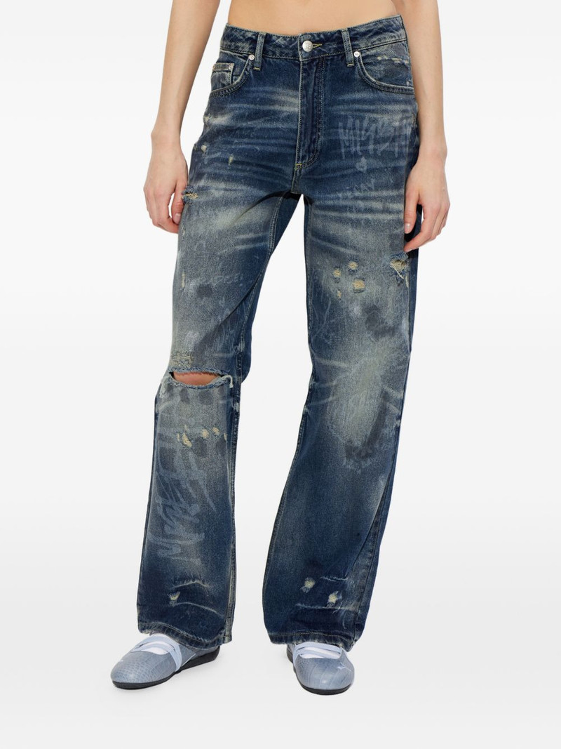 distressed jeans 3