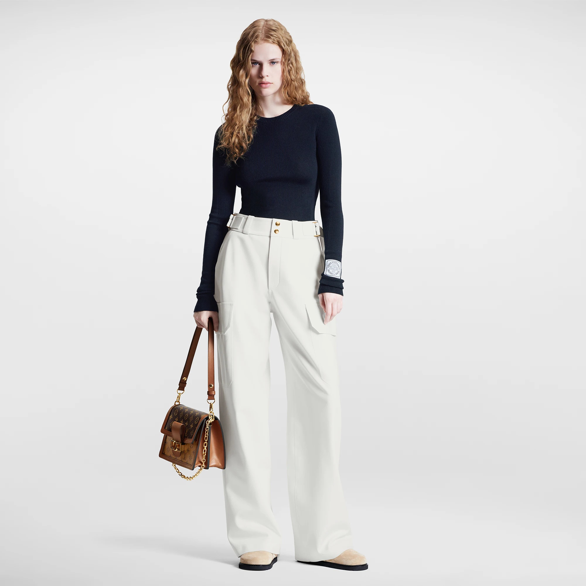 Fine Ribbed Knit Sweater - 4