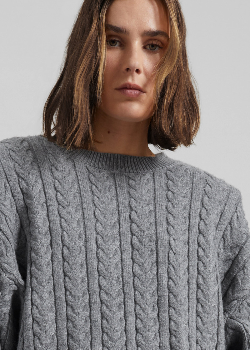 Karmoy Cable Knit Padded Sweater - Grey 6
