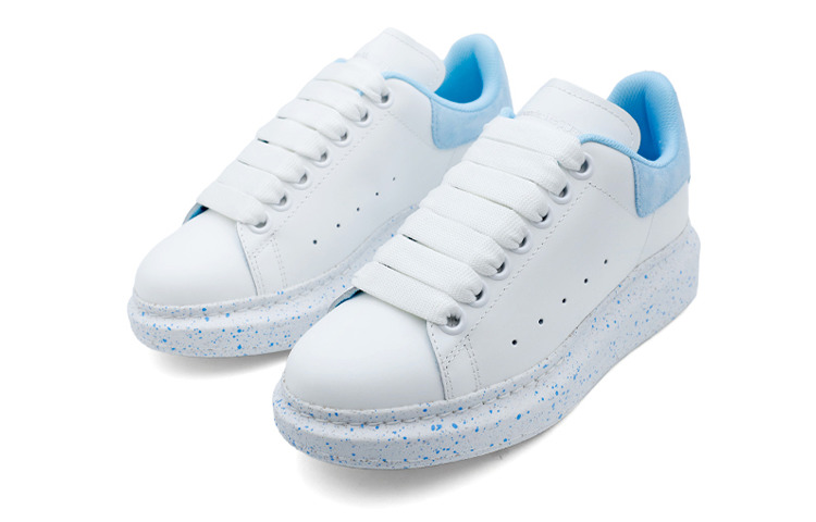 (WMNS) Alexander McQueen Larry Oversized Low-Top Sneakers 'White Sky Blue' 708068WICG78973 - 2