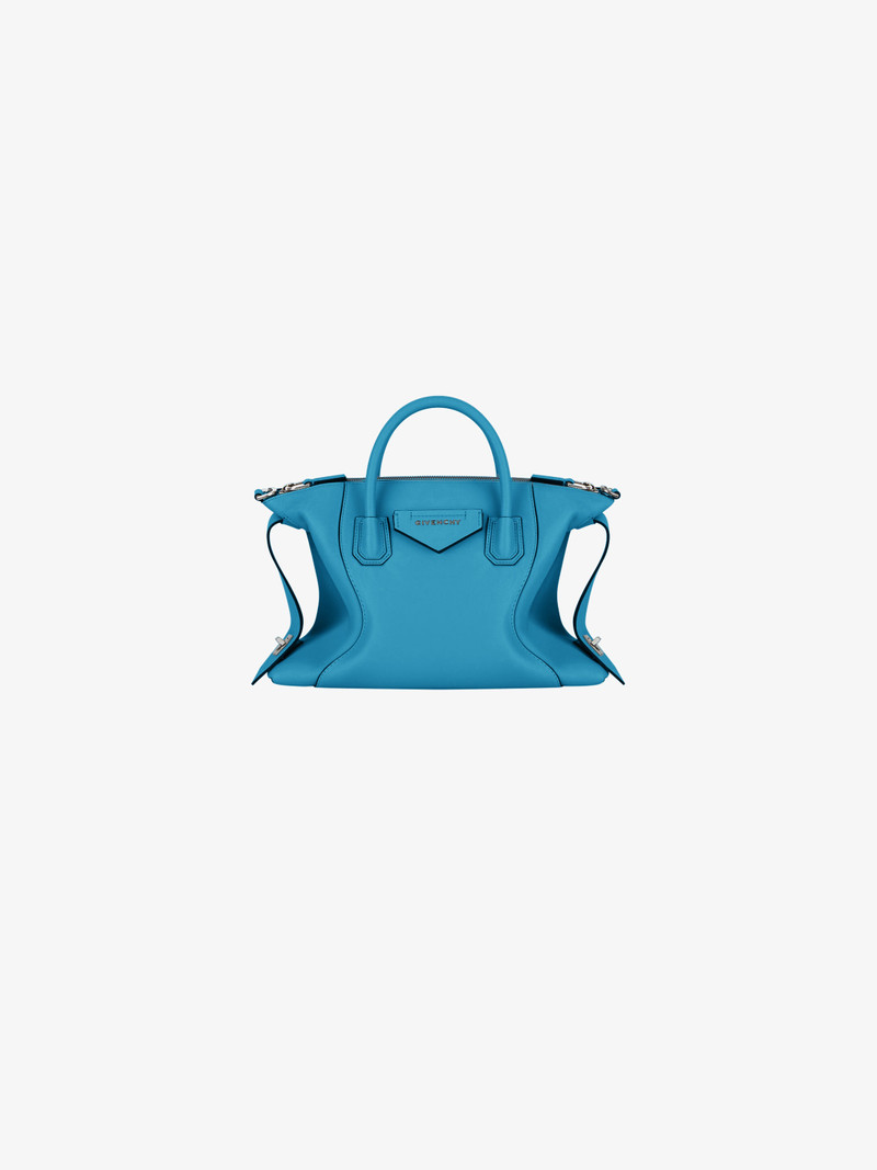 Givenchy Small Antigona Soft bag in smooth leather outlook