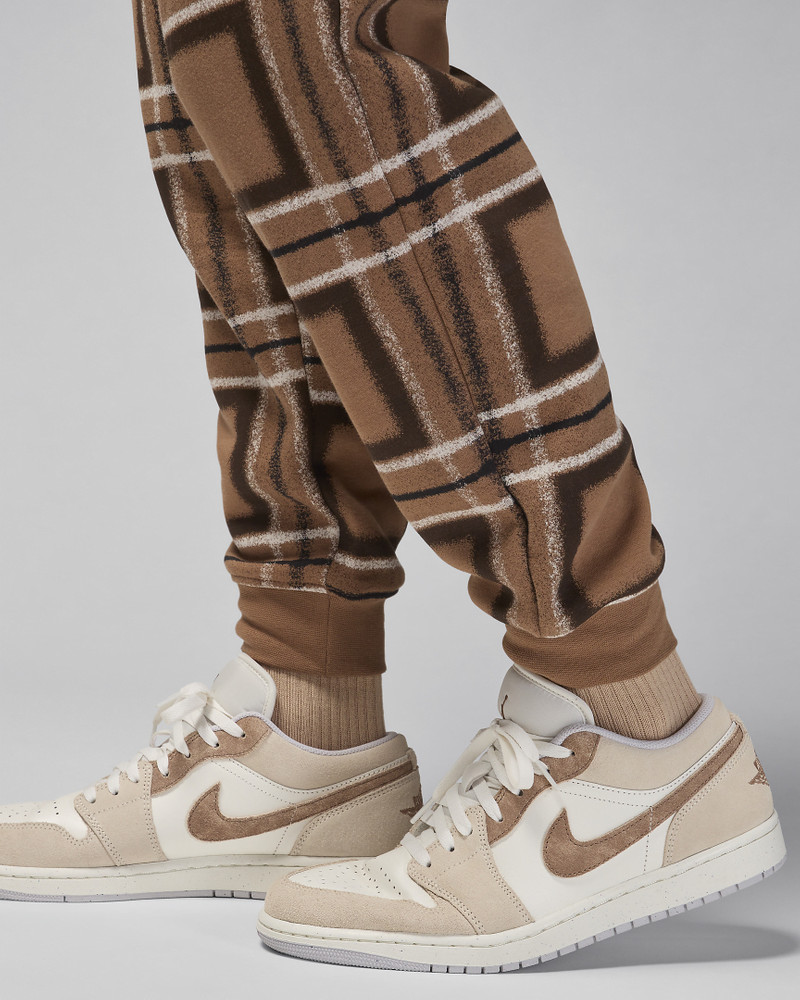 Jordan Essentials Men's Fleece Pants 6