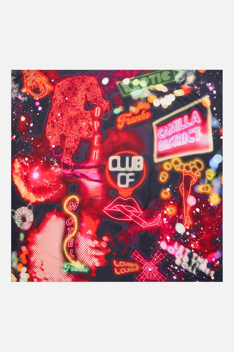 CAMILLA LARGE SQUARE SCARF outlook