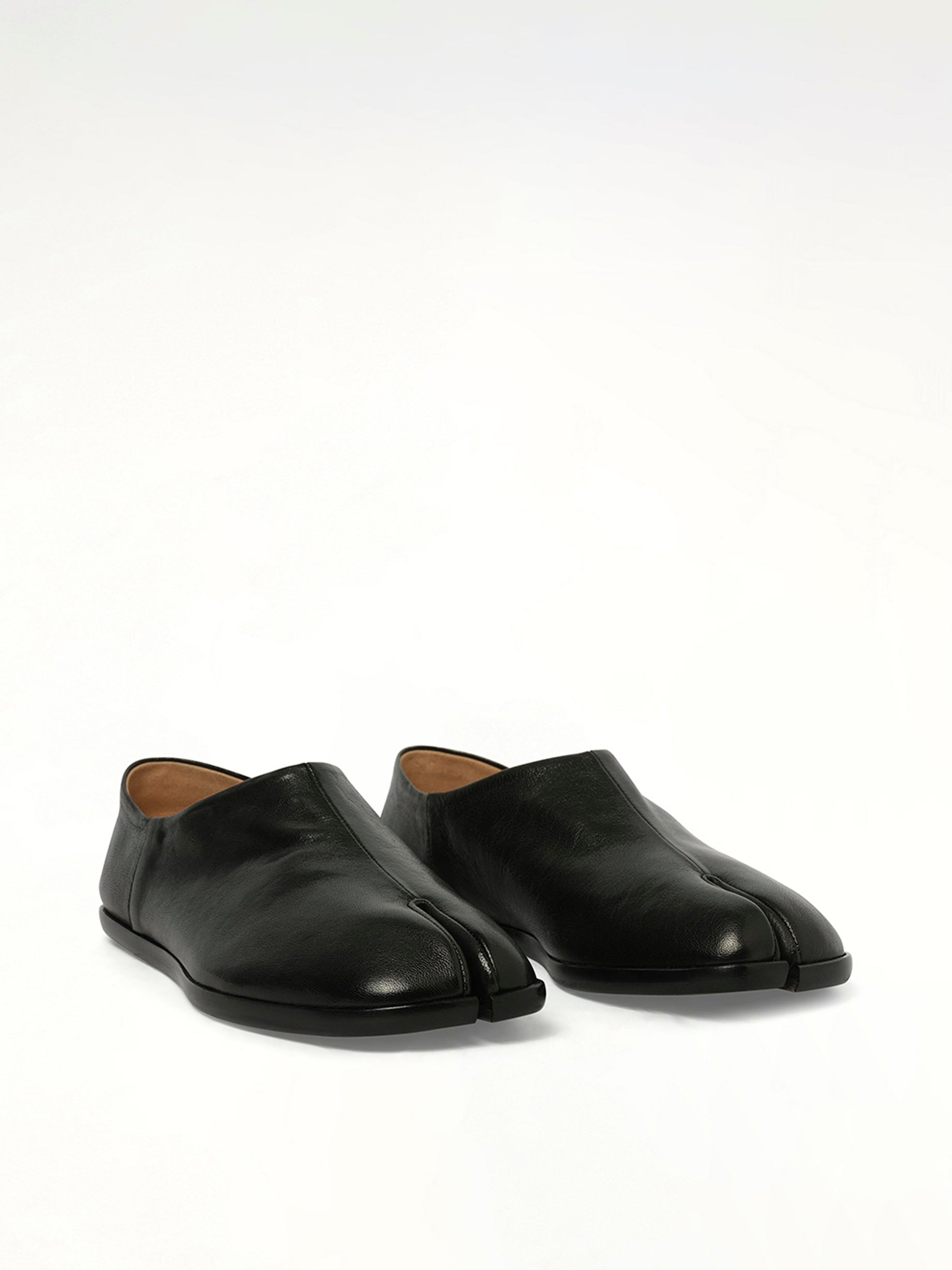 Tabi Toe Slip-On Loafers in Black - 2
