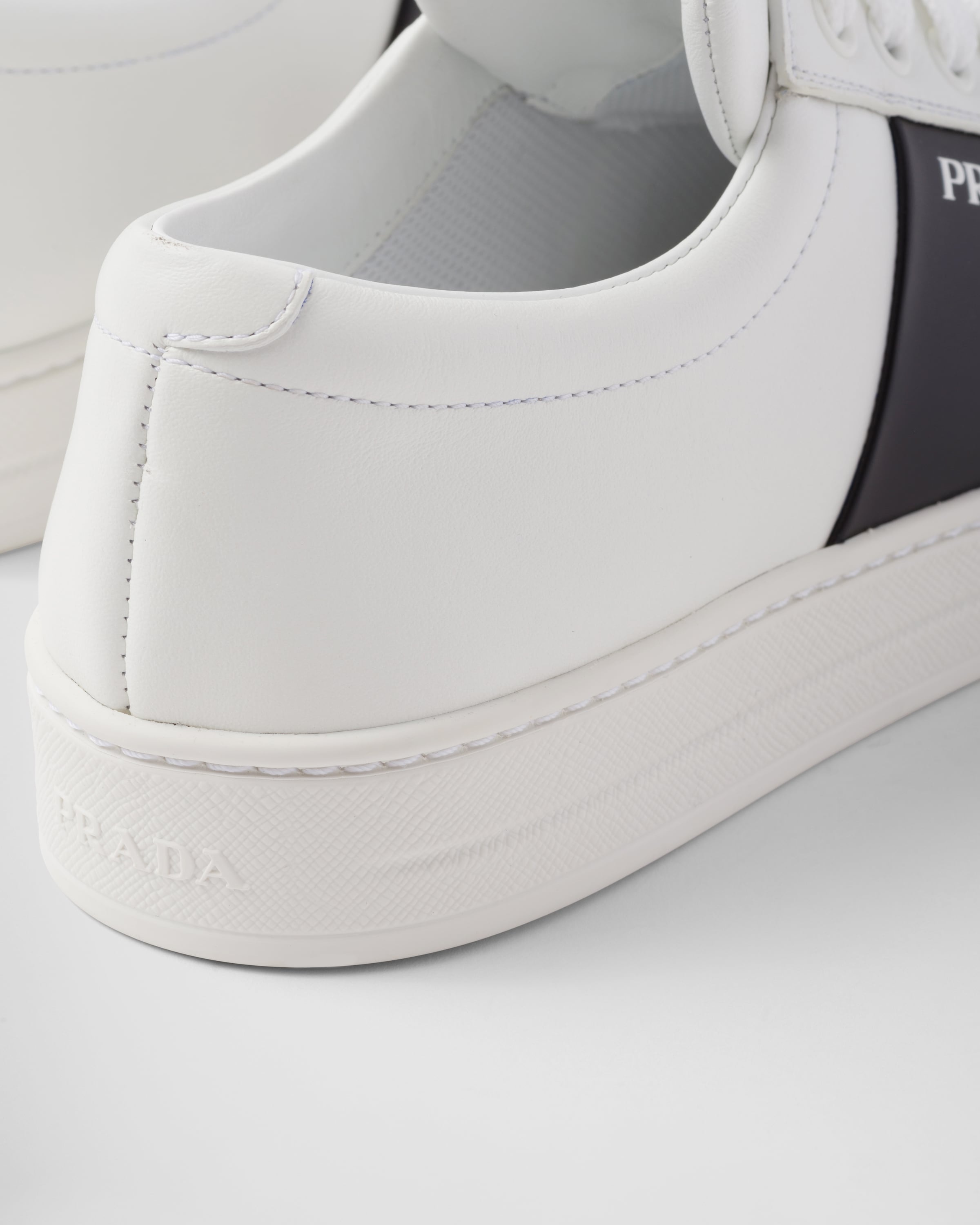Leather laced sneakers with logo - 6