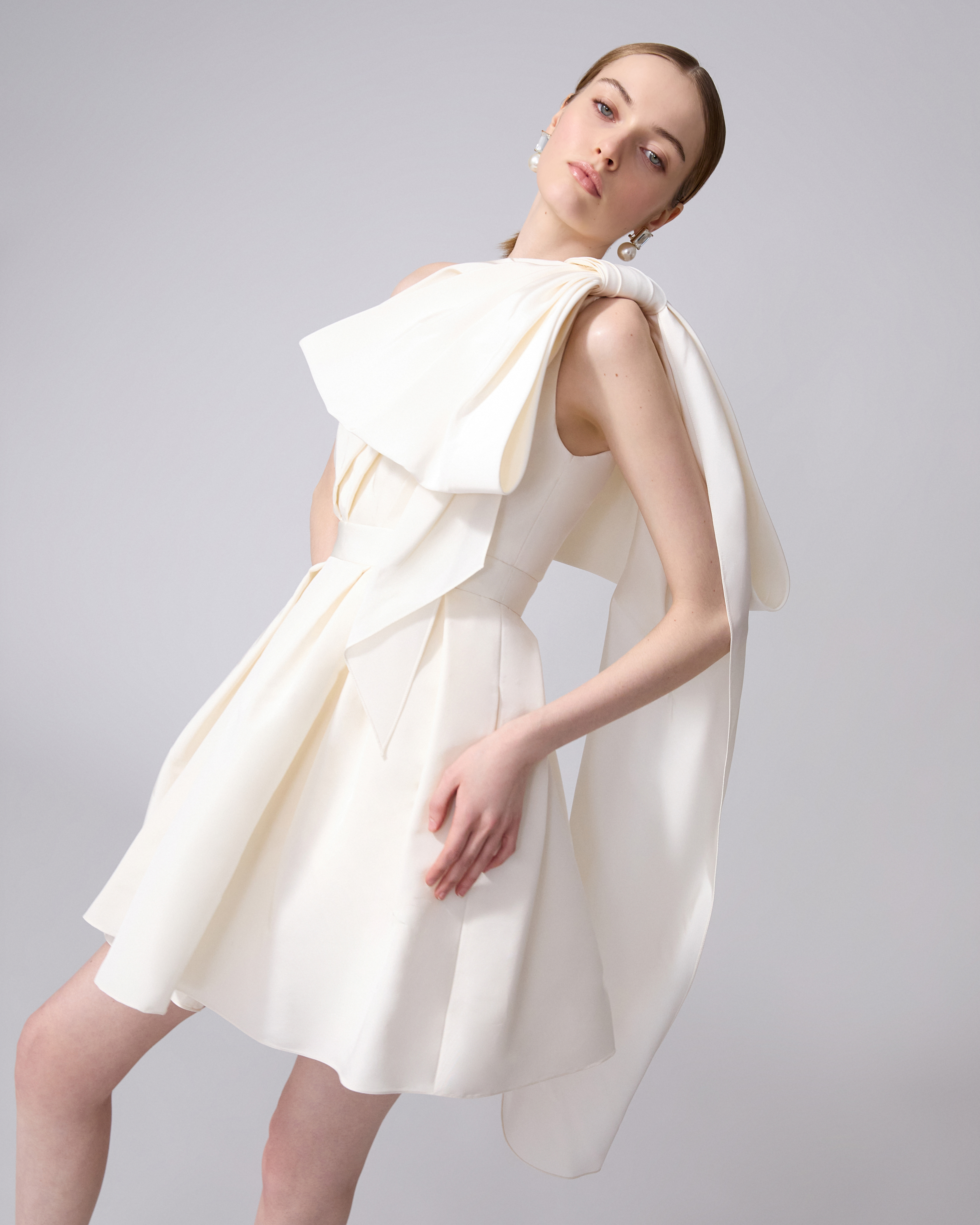 One Shoulder Bow Dress - 4
