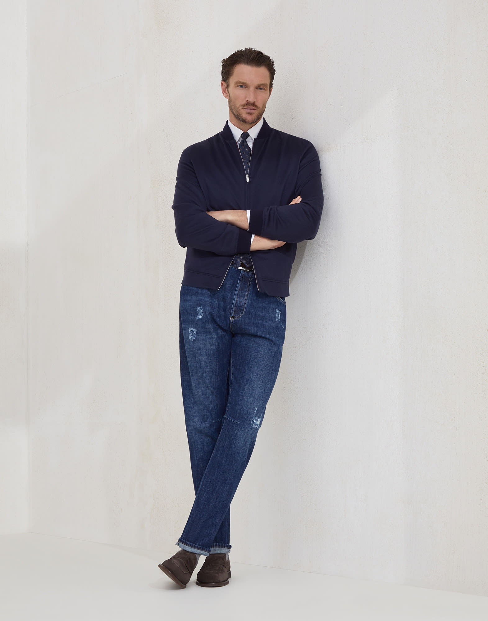 Lightweight denim leisure fit five-pocket trousers with rips - 4